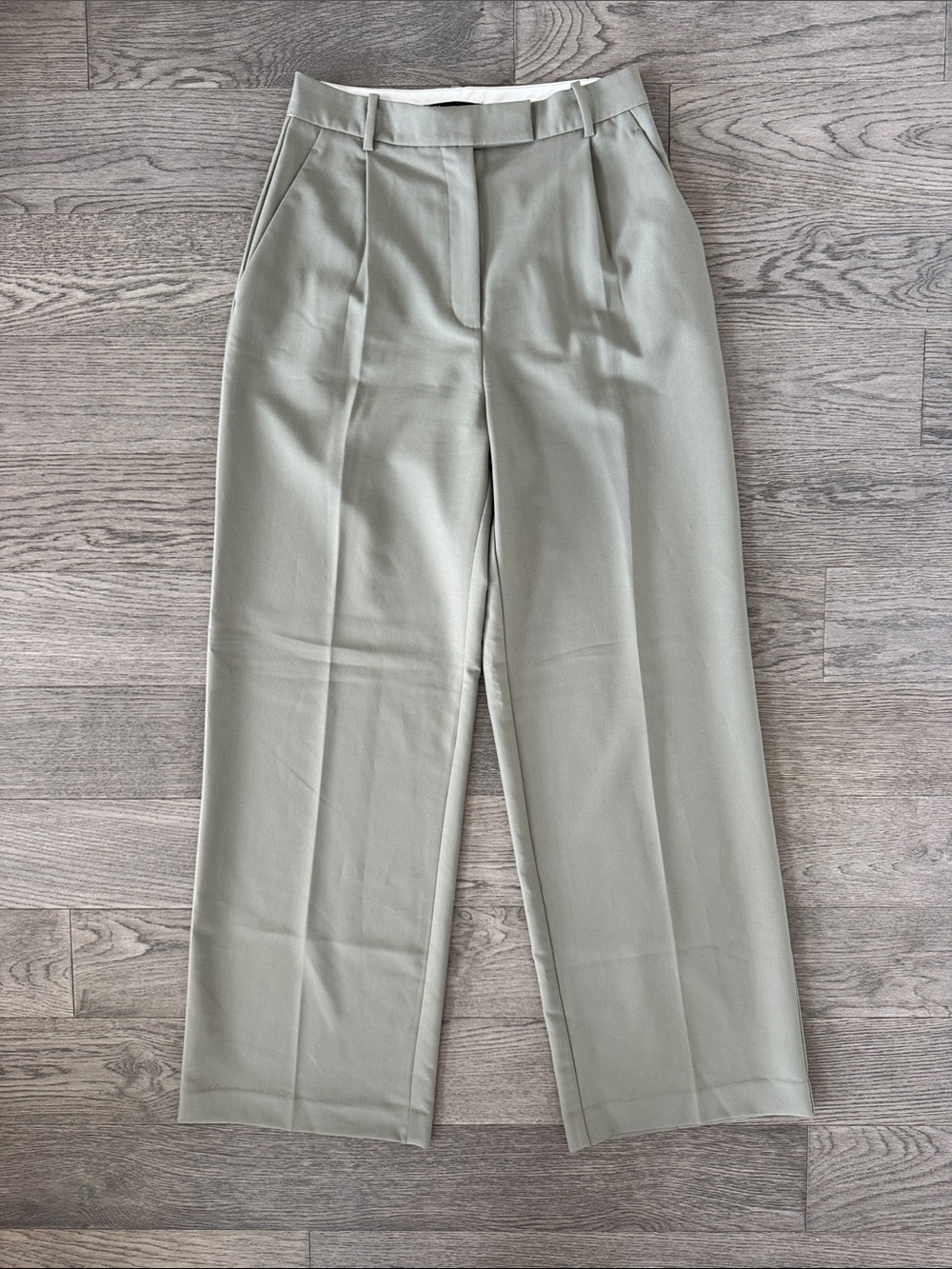 🌼Zara🌼 Olive Green High-Rise Trousers, Size M